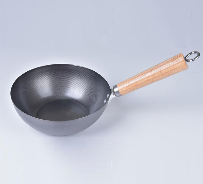 Spun Wok with Wooden or Bakelite Handle