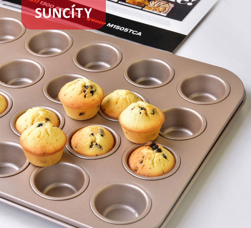 24Cup Muffin Pan 3231-26