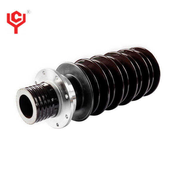 Flange-type transformer bushing