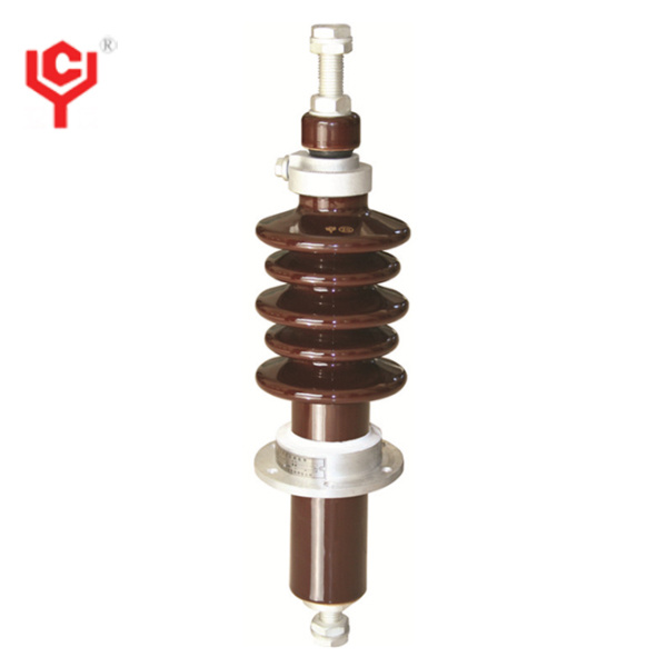 Flange-type transformer bushing