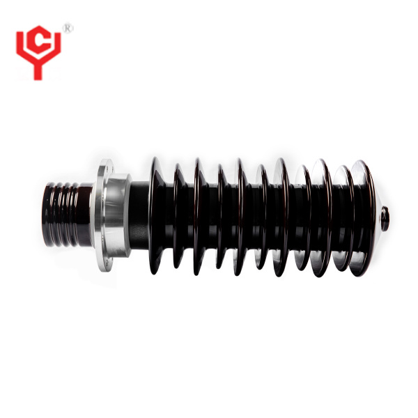 Flange-type transformer bushing