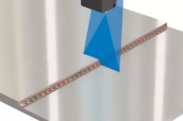 发射测距线段光源应用于焊缝检测