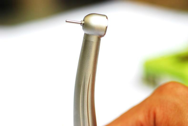 Correct use and maintenance of dental high-speed mobile phones