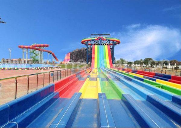 Regular replacement of water park equipment will help the development of water park