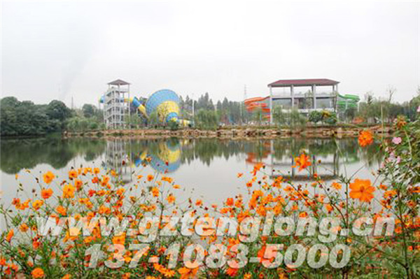 Nanhu Water Park takes the dynamic, wonderful and dreamy triple personality as the core, and ingeniously integrates the theme landscape with the water amusement project, allowing you to experience the most dazzling water passion. South Lake Water Park includes elephant slides, children’s dream water village, big horn slides, spiral slides, water development projects, wave pools and other water amusement projects.