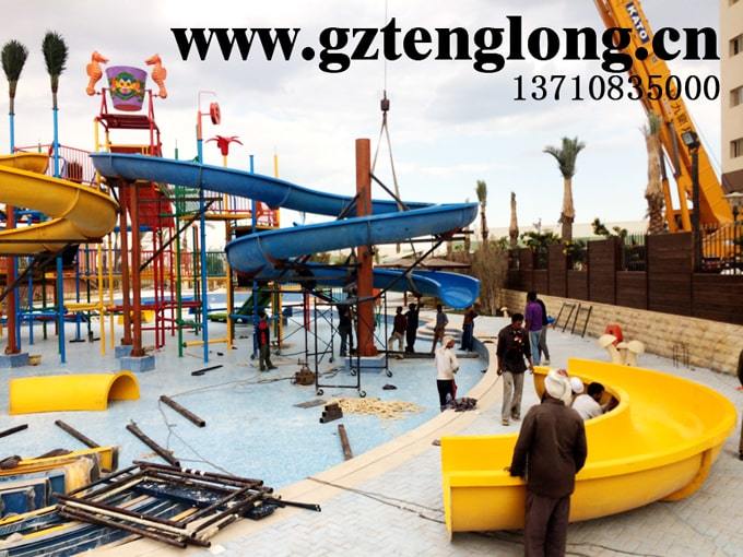 The water park in the Suez Economic and Trade Cooperation Zone in Egypt was designed and built by Guangzhou Tenglong Water Park Equipment Co., Ltd. The cooperation area is located at the southern mouth of the Suez Canal, on the west bank of the Red Sea, close to Insuhana Port and the Suez provincial city, and 120 kilometers away from Cairo. The project was completed in September 2014. The projects include children's slides, medium-sized water villages, children's paddling pools, water products, artificial wave making, water flushing and other equipment. It has been in business for many years and has a good customer experience. It is a good place for local residents to cool off.