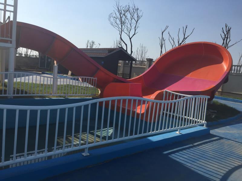 Children's skyrocketing maneuver: H: 1.98 meters, 2-person kayak
