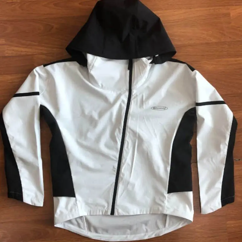 Outdoor jackets