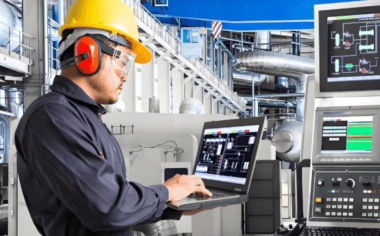 The Human-Machine Interaction System Architecture and Features of the Servo Press Machine