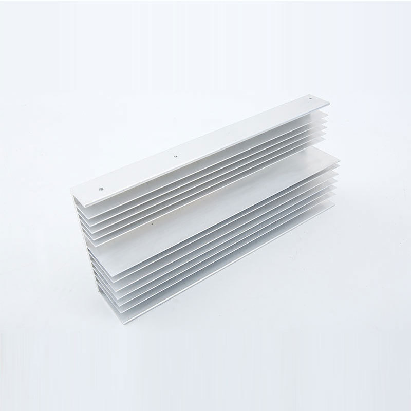 Radiator for welding machines