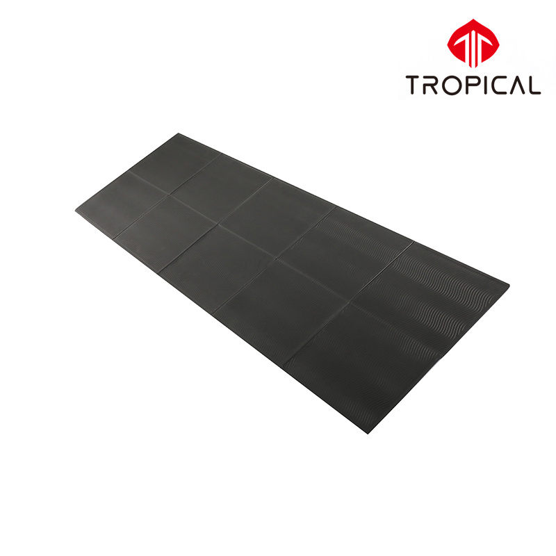 Foldable yoga mat