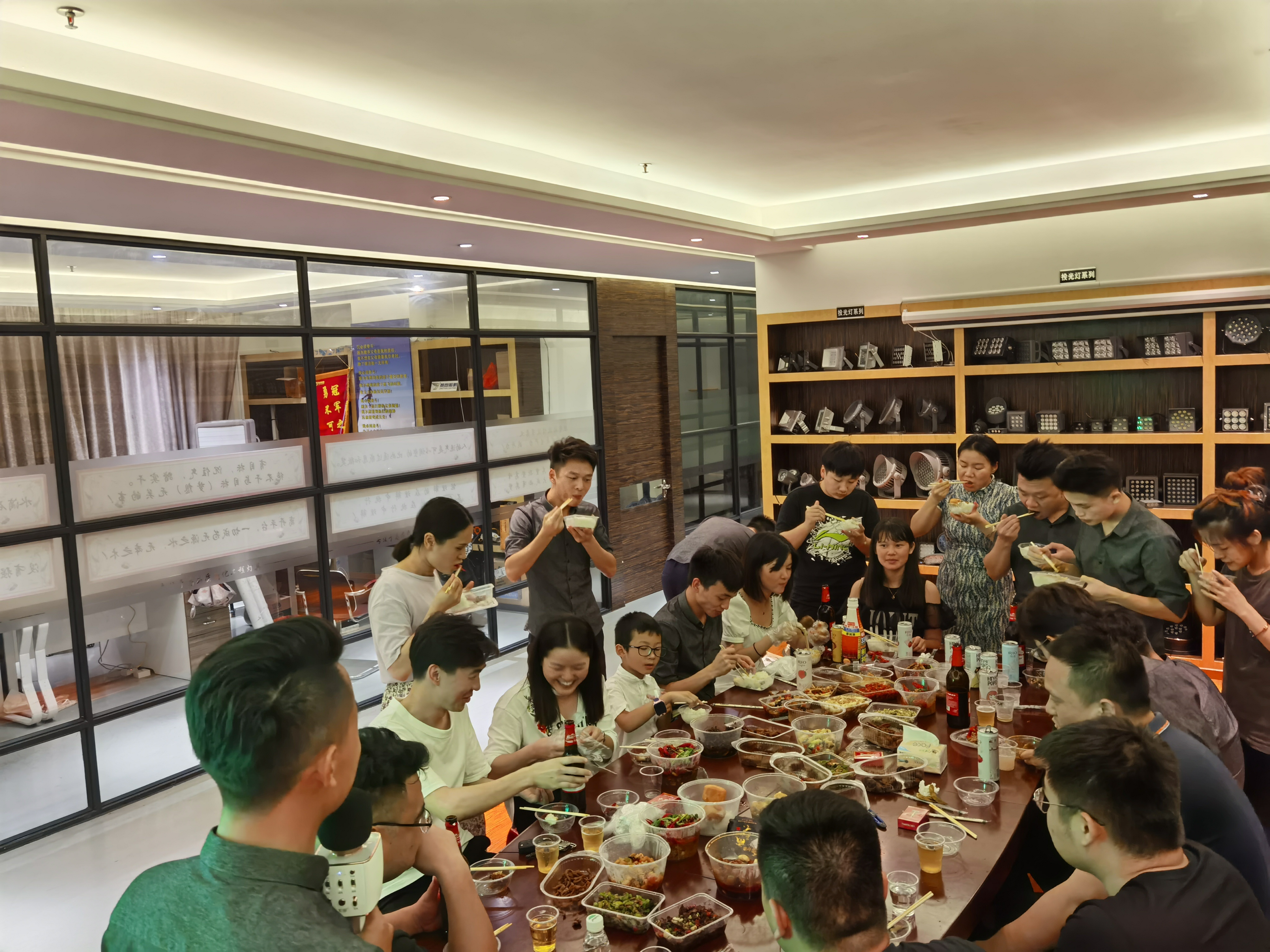 集餐