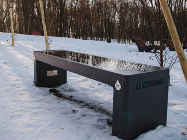 Solar Smart Bench