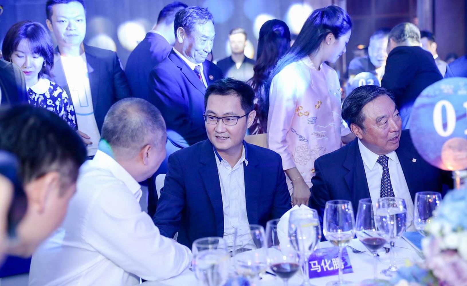 让爱凝聚 | 壹基金2018壹家人慈善家宴