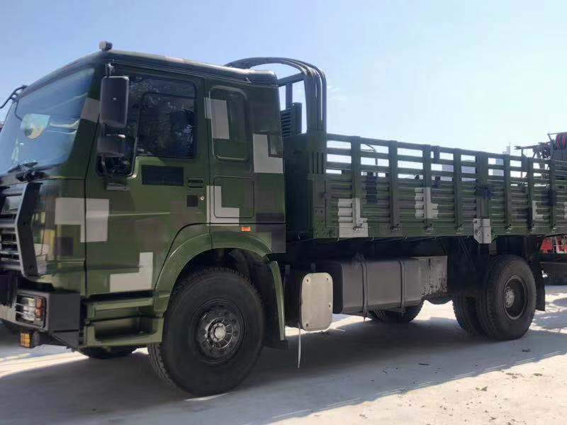 某運輸部隊運輸車輛噴涂水性工業(yè)漆