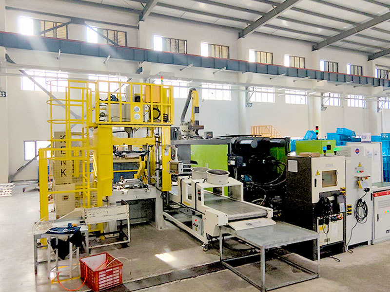 Die-casting machine