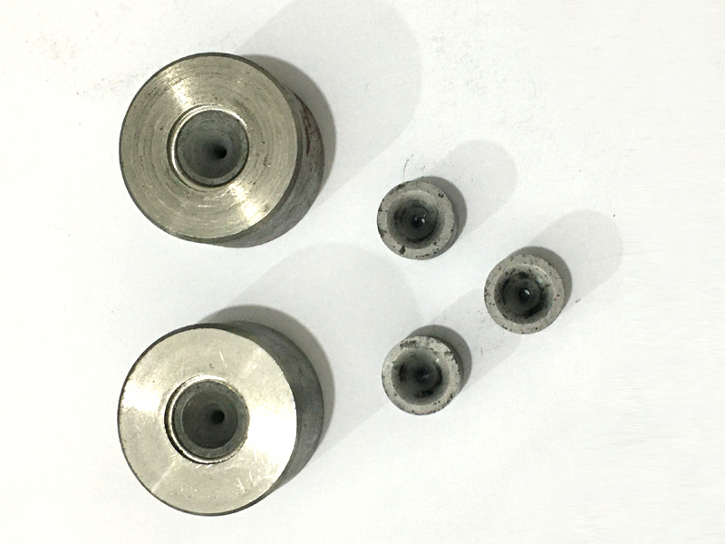 Manufacturer of carbide wire drawing die