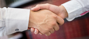 a number of cooperation projects, and constantly develop industry-l
