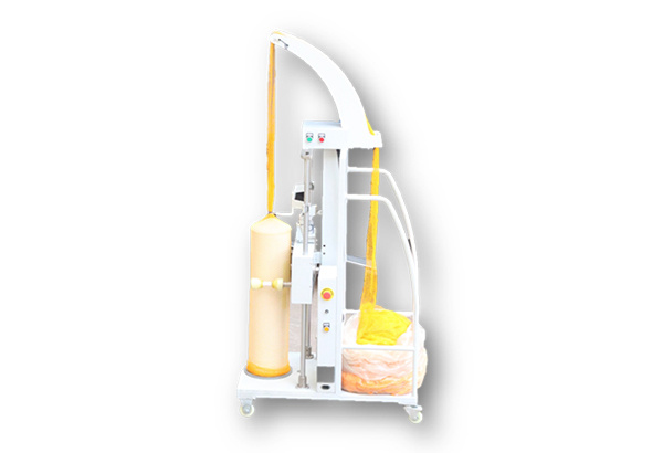 Mesh bag feeding machine