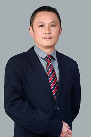 王立鑫