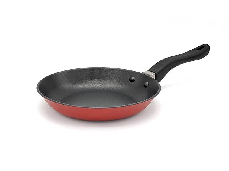 Nonstick shallow frying pan