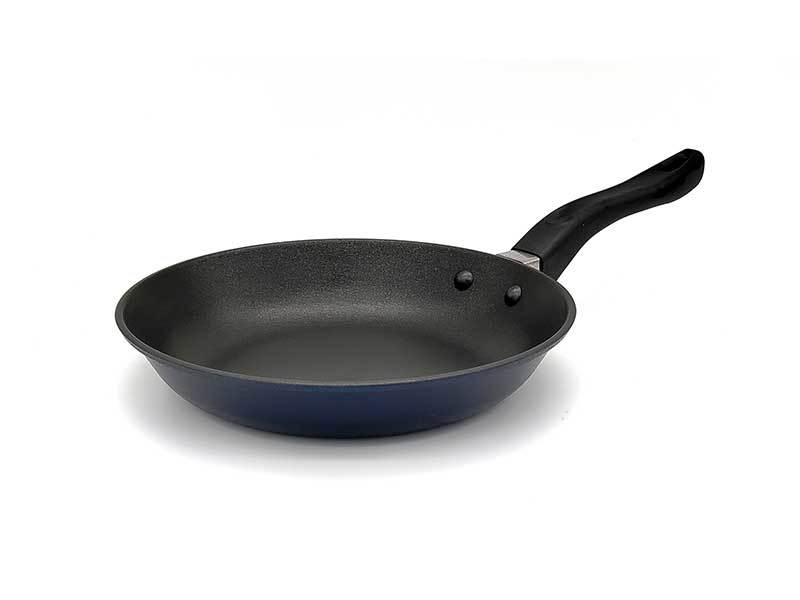 Easy omelette pan for kickstarter