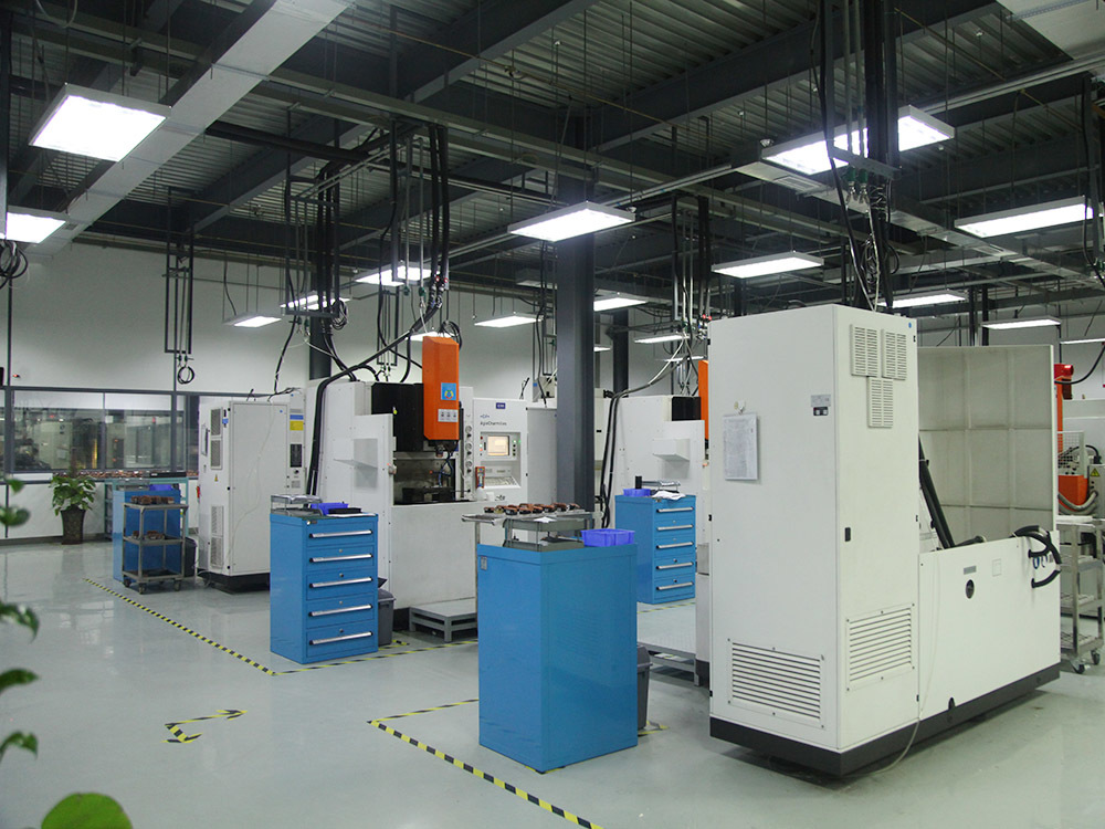 Workshop equipment