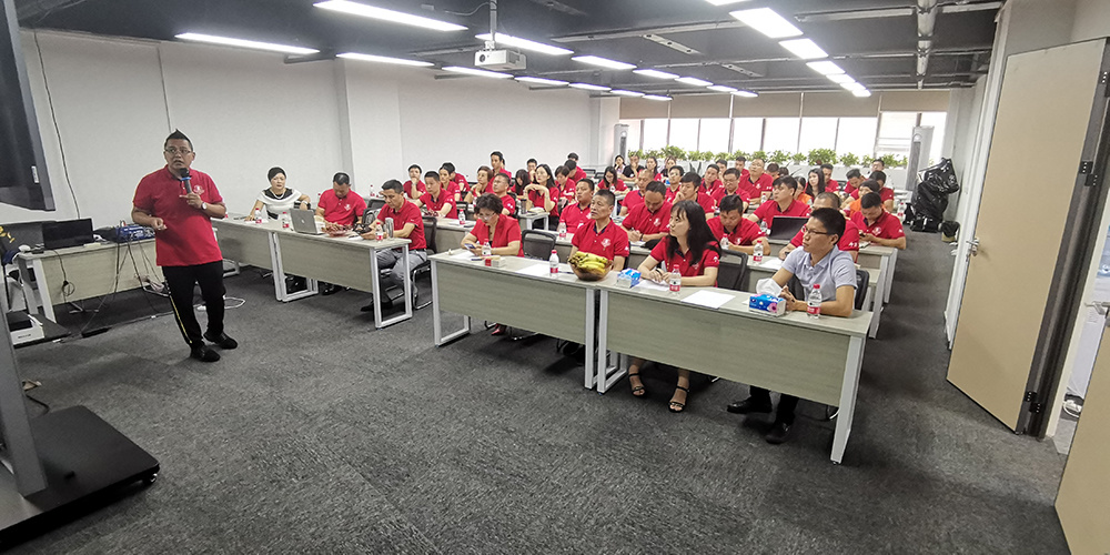 第五屆牛商爭霸賽企業(yè)扒皮會