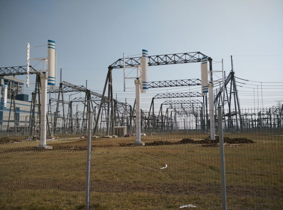 Wind turbine installed in Anhui power plant