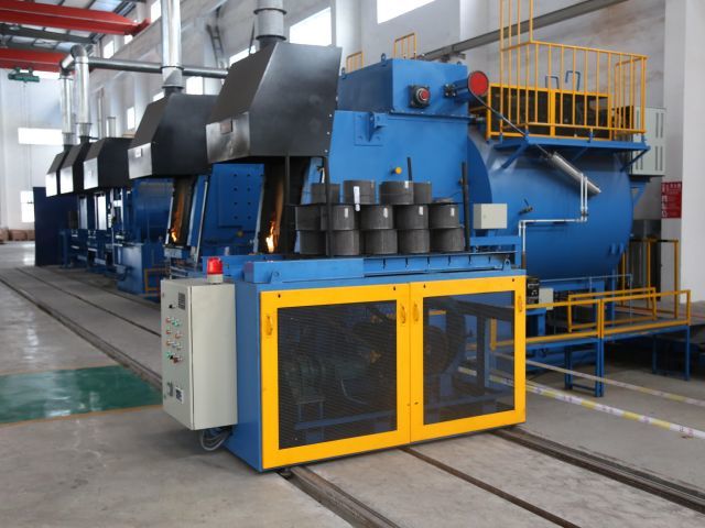 Tank type multi-functional heat treatment furnace