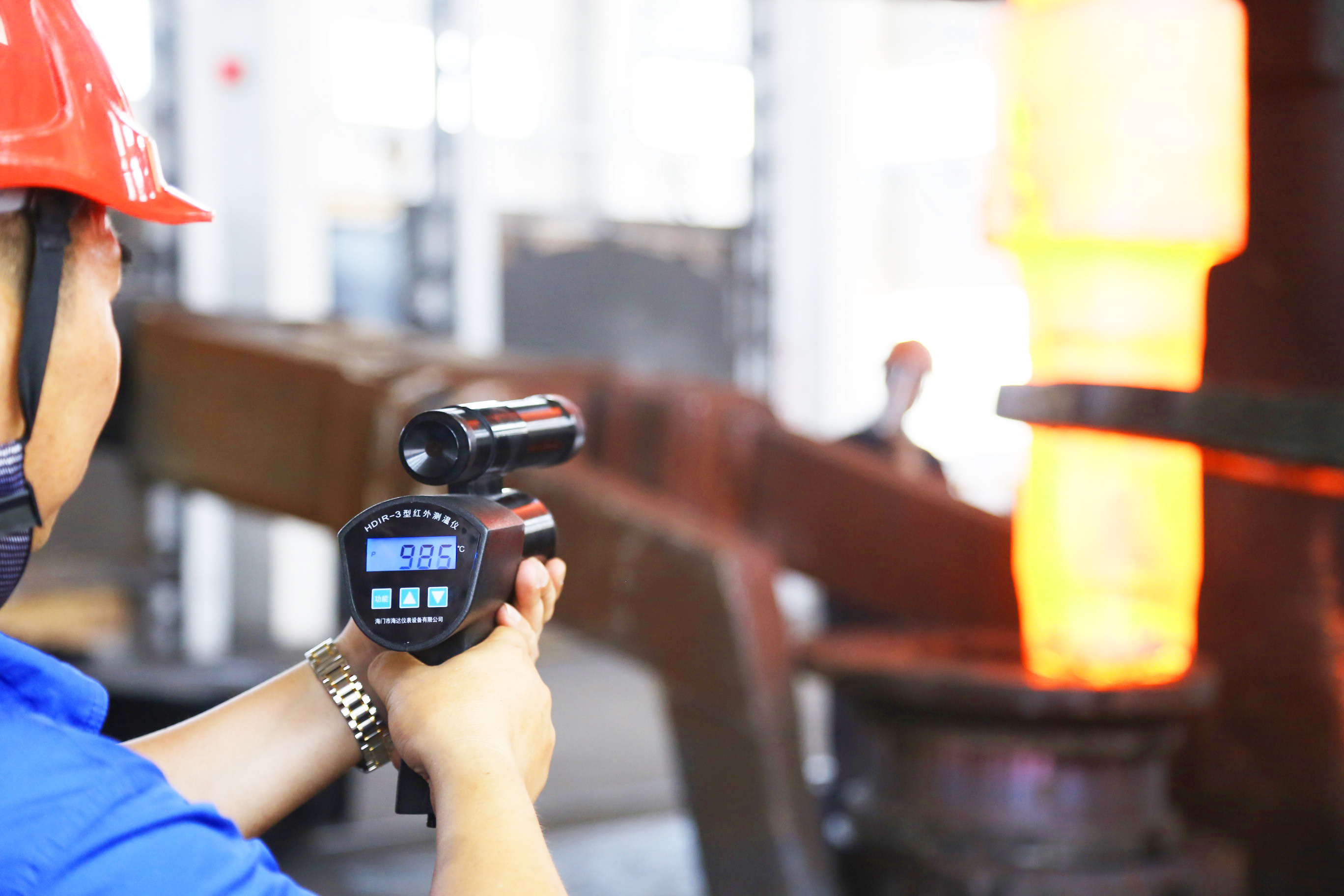 Real-time temperature control during forging