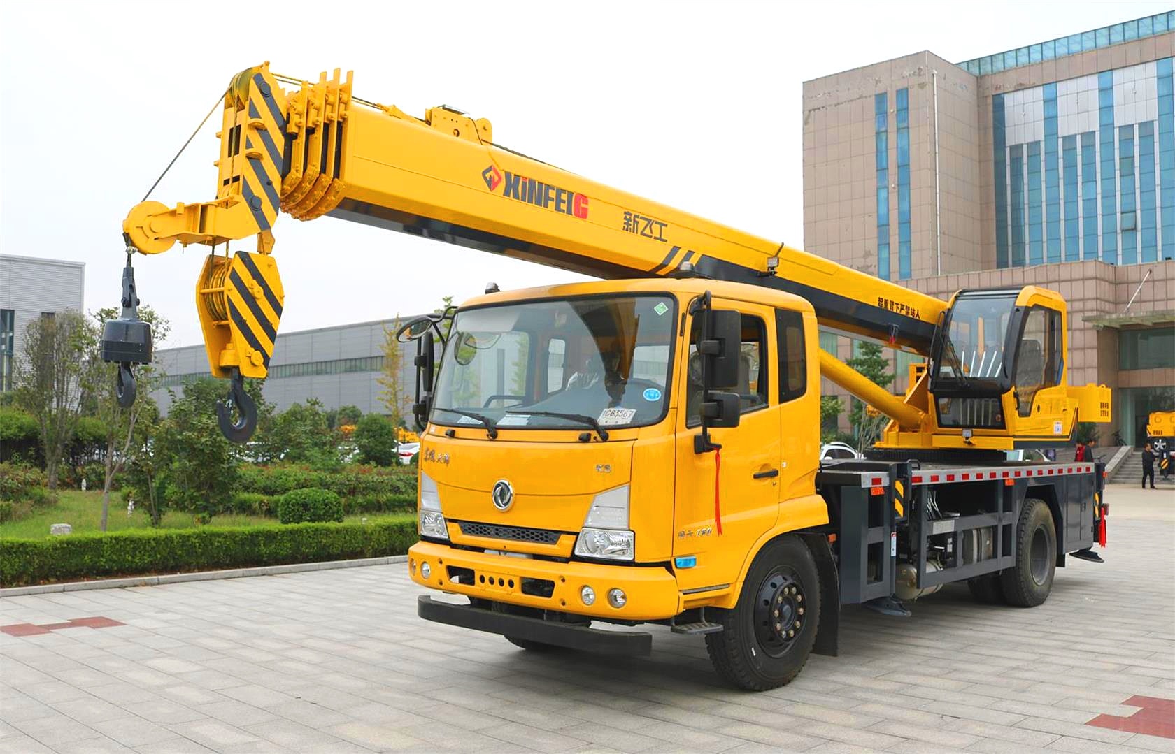 Mobile Crane Truck Crane  Boom Truck 12ton Small Hydarulic Crane