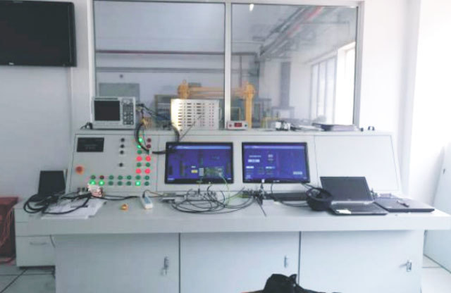 High voltage routine test bench for traction system