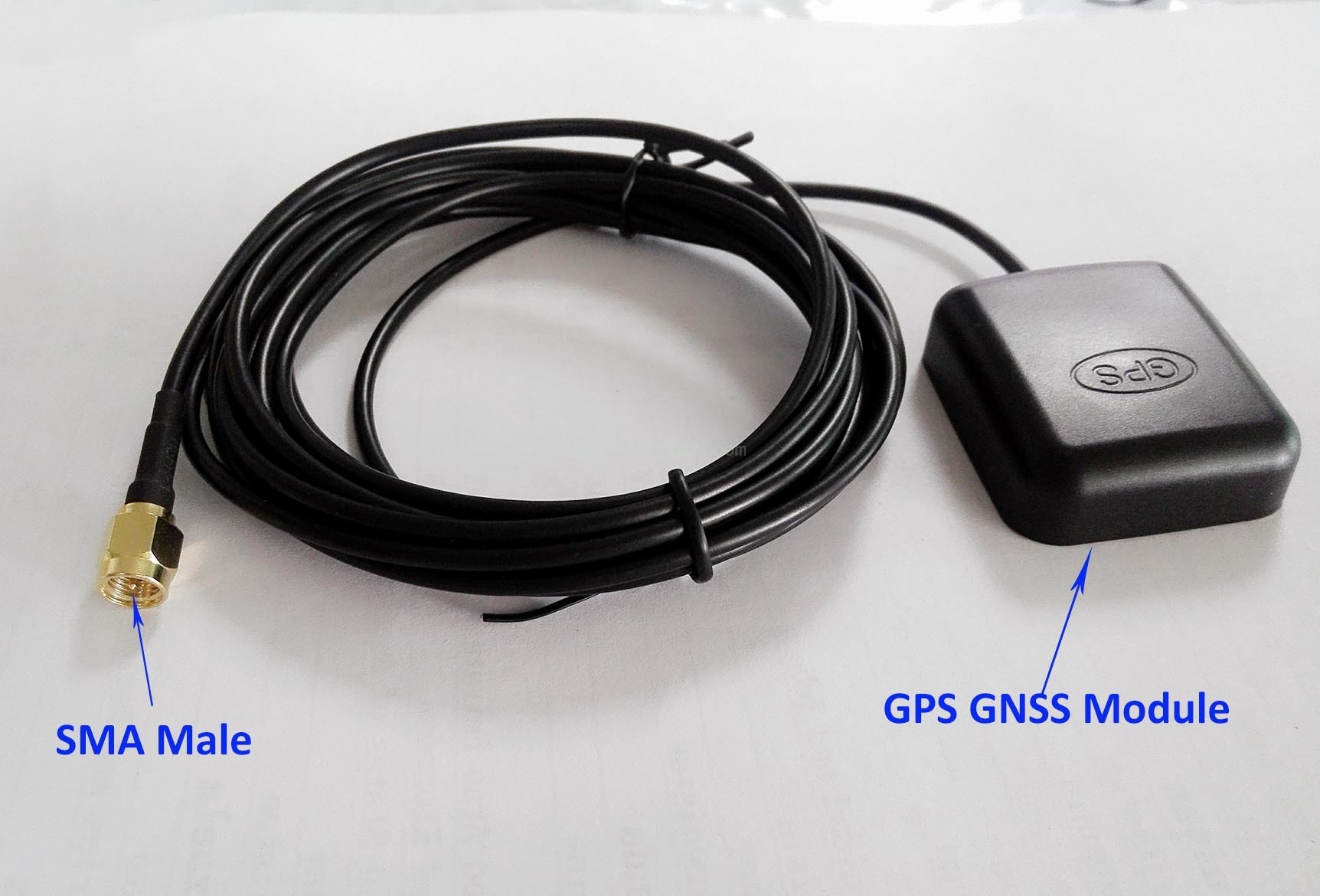 Vehicle Waterproof Active GNSS Navigation Antenna with SMA Male Connector for Car GPS