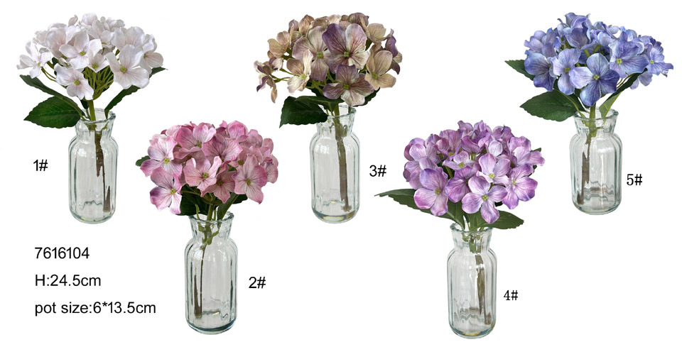 24.5cm hydrangea in glass vase
