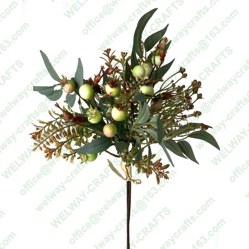 42cm berry bouquet