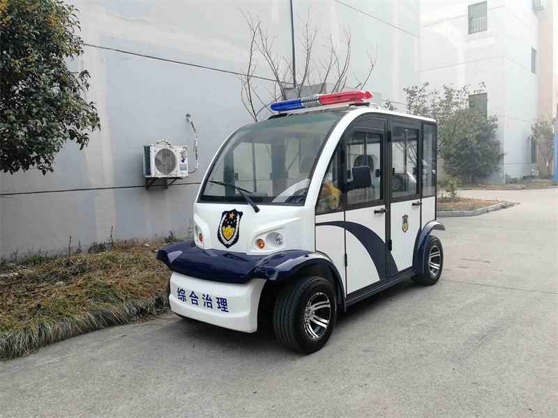 4座封閉式巡邏車LM-42AF