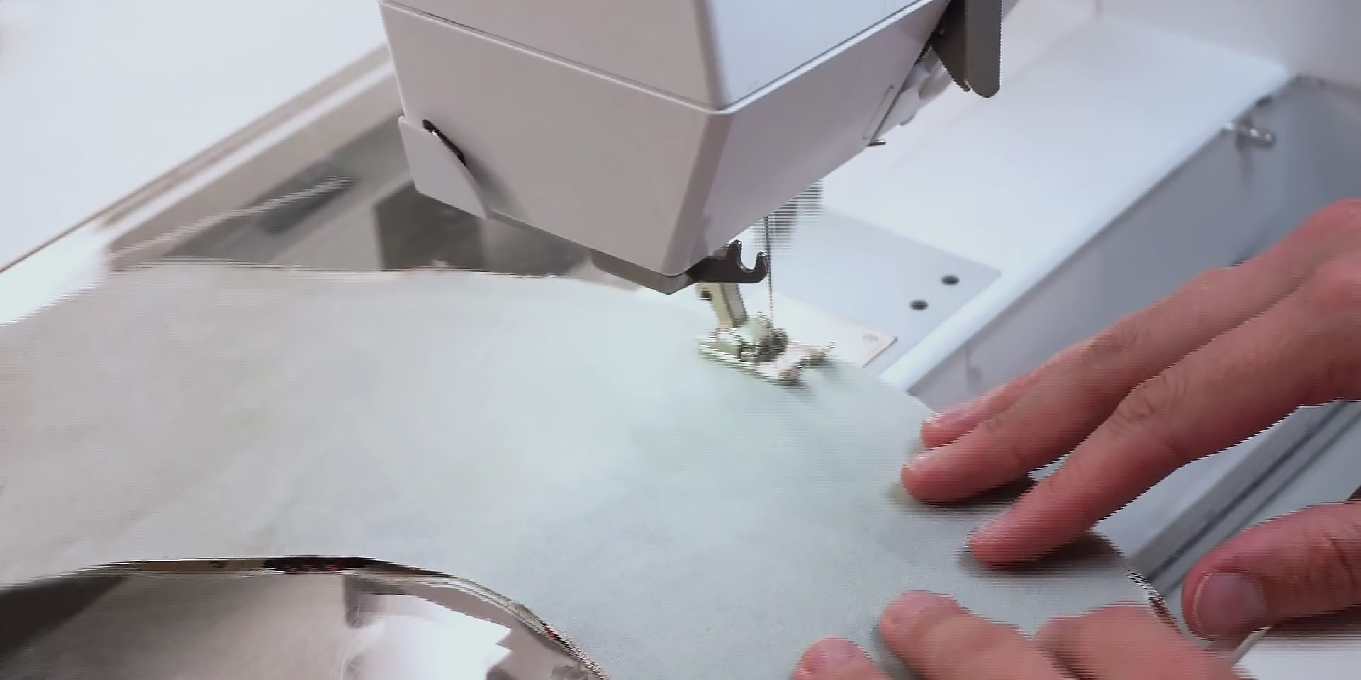 Manufacturer Of <br> Caps/Gloves/Aprons