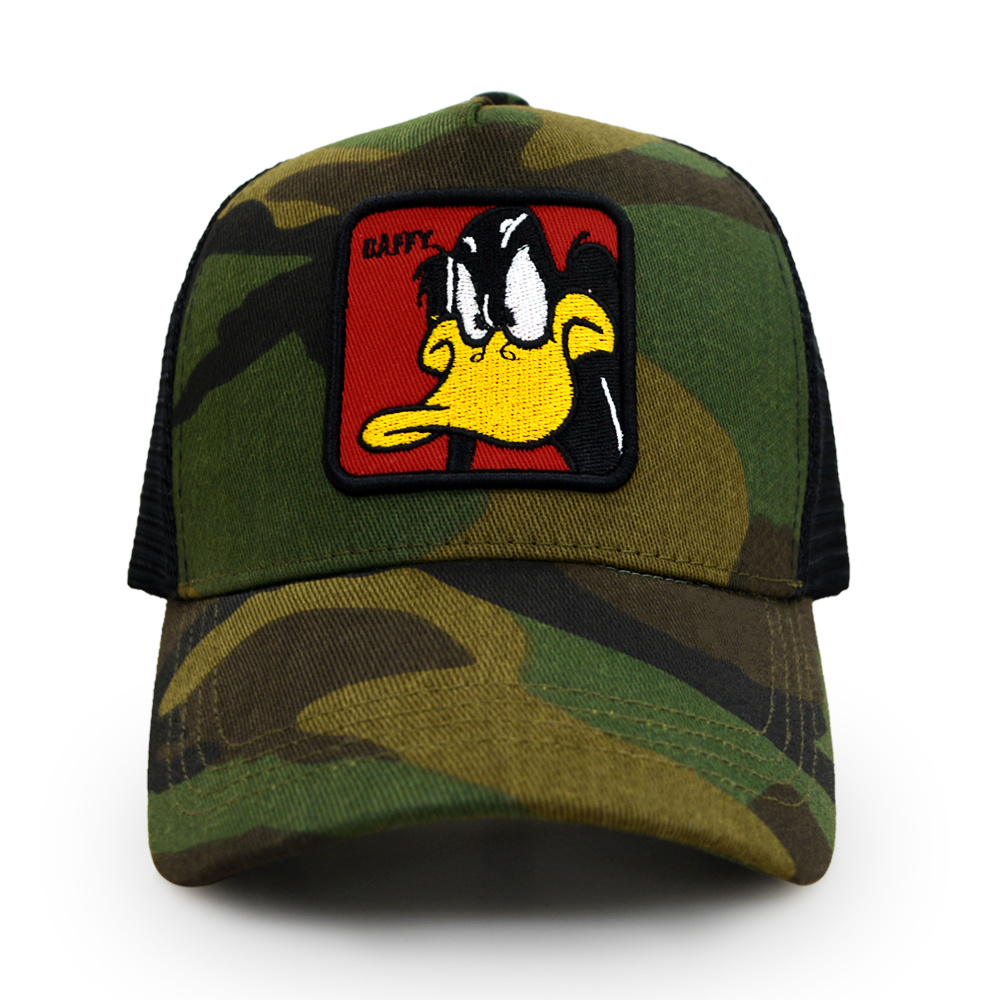 High quality animal embroidered 5 Panels Mesh Trucker Hat High quality animal embroidered 5 Panels Mesh Trucker Hat