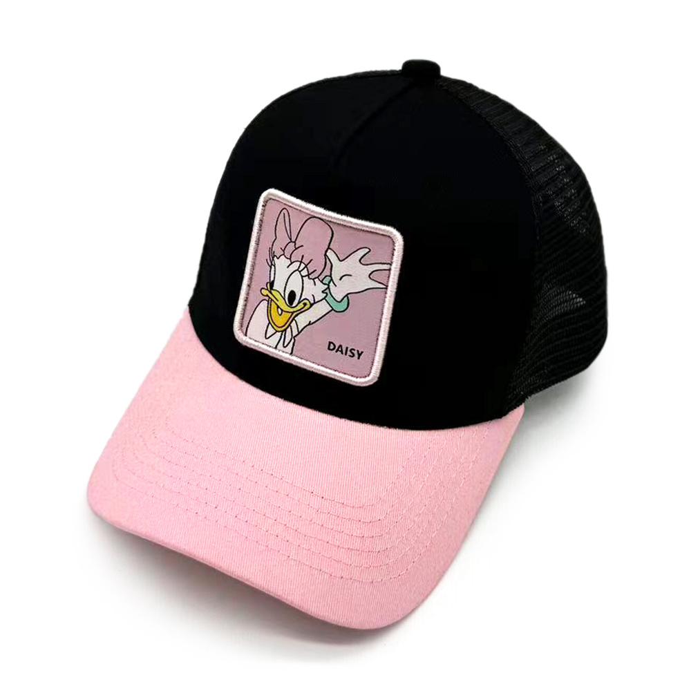 High quality animal embroidered 5 Panels Mesh Trucker Hat High quality animal embroidered 5 Panels Mesh Trucker Hat