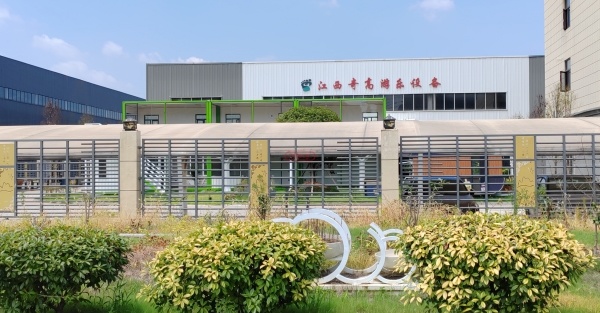 淘气堡网站建设：童真游乐设备