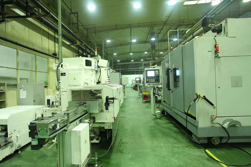 High precision curve grinding machine for cylinder body