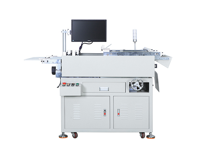 CCD visual alignment coil punching machine