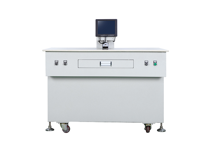 CCD automatic positioning drilling machine