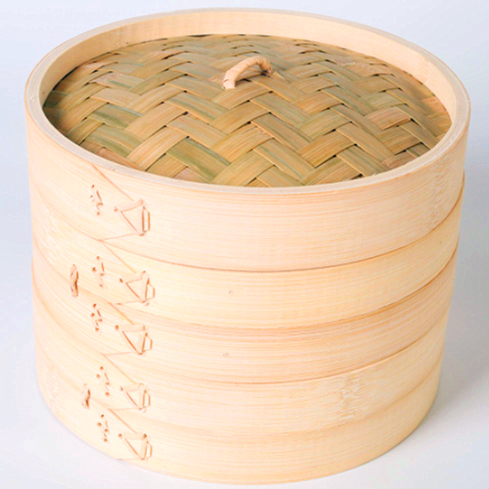 Bamboo steamer with green lid