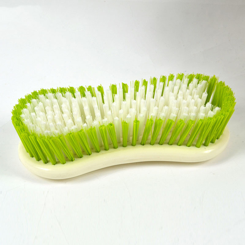 Plastic plate cleaning brush