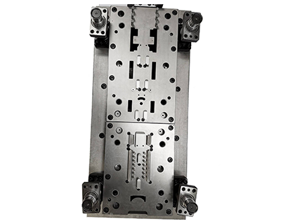 Hardware stamping mold