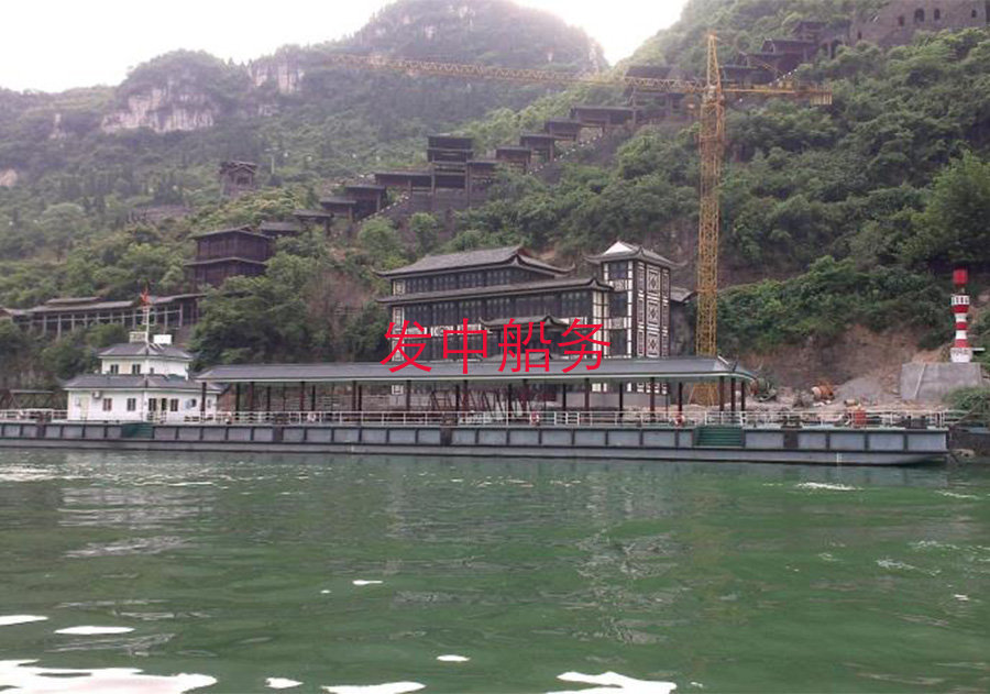 三峽人家風景區80m躉船