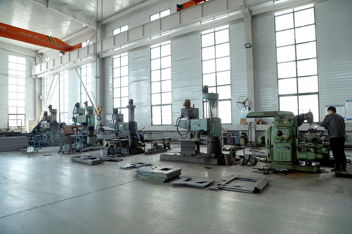 Plant equipment