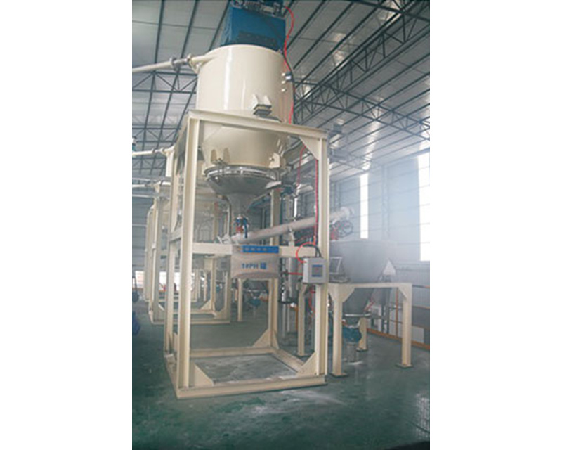 Small and medium batch powder conveying device for waterproof building materials